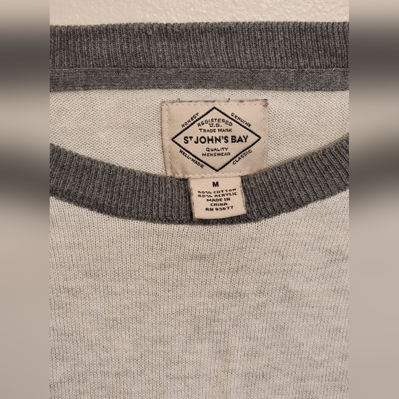 ST. JOHN'S BAY Colorblock Crewneck Sweatshirt - Picture 5 of 5